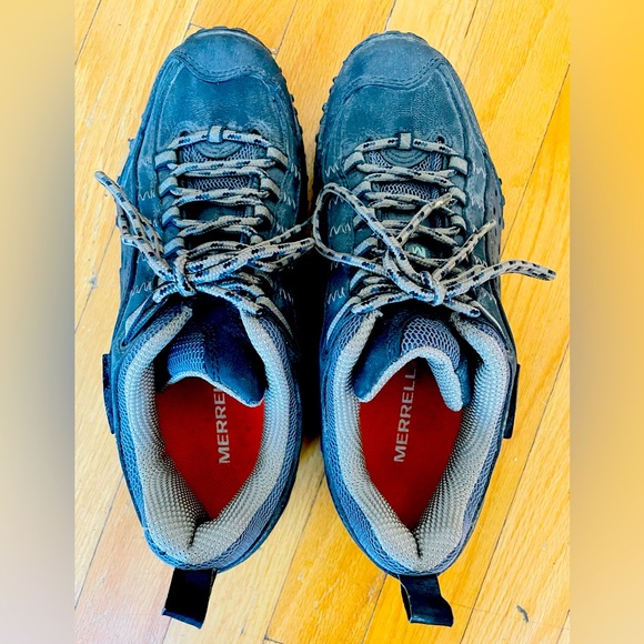 Hiking boots- - Picture 1 of 4